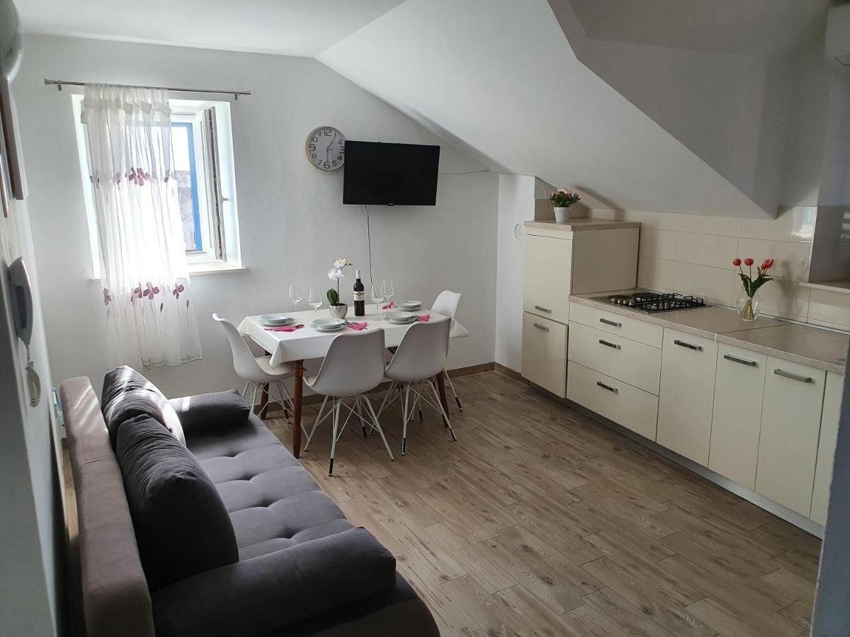 Apartaments Ukic เปอร์วิช เชปูริเน ภายนอก รูปภาพ
